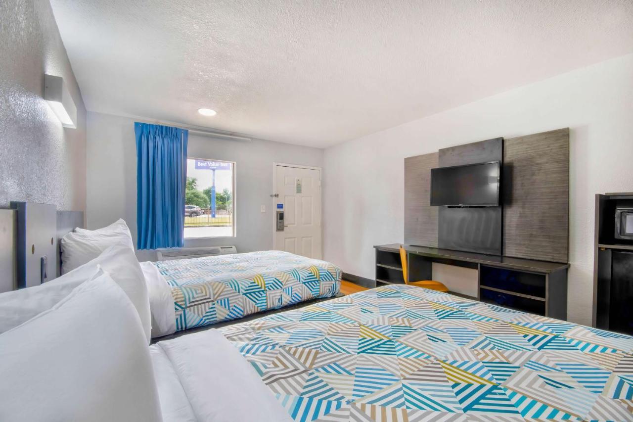 Hotel 6-sulphur, La 2*