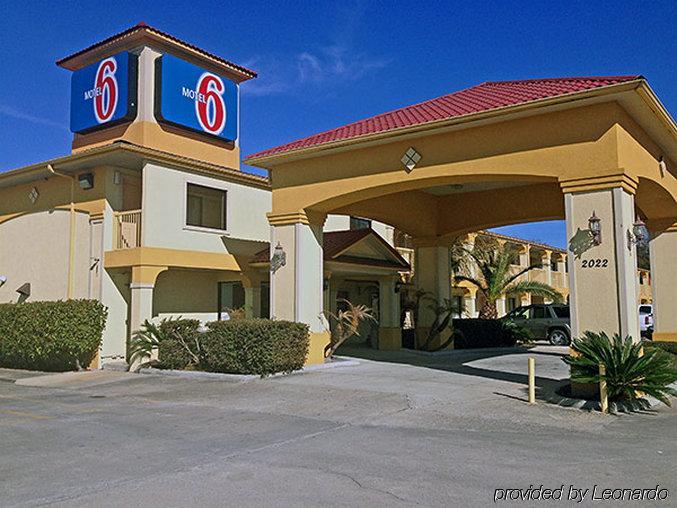 6-sulphur, La Hotel